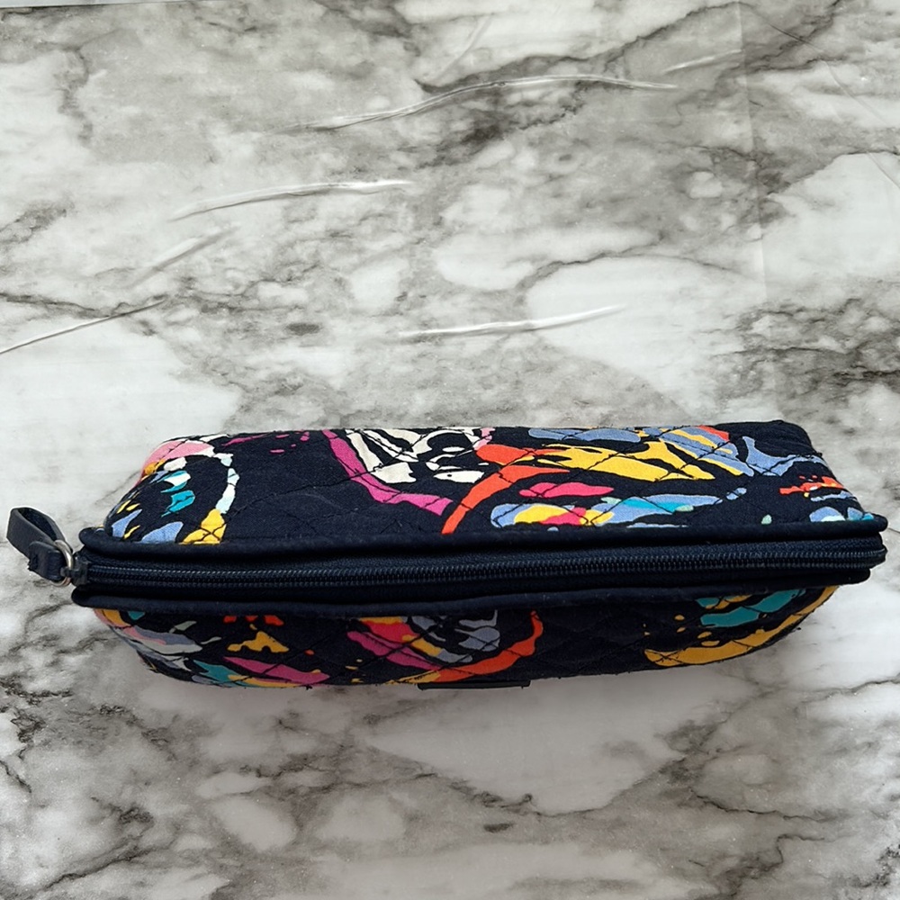 Vera Bradley small cosmetics case/makeup bag/pouch - Picture 3 of 9